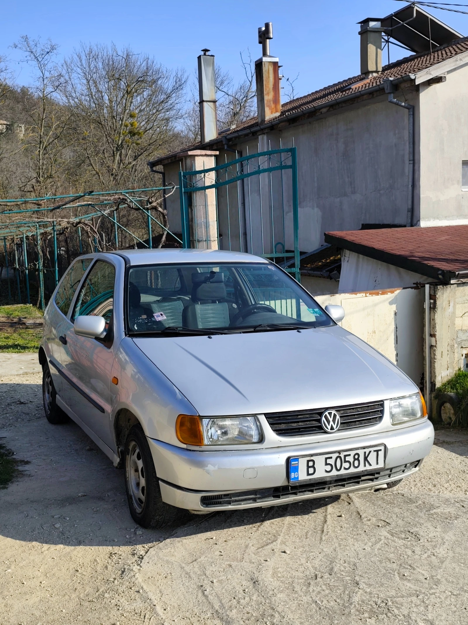 VW Polo 1.9 SDI, снимка 2 - Автомобили и джипове - 53937820