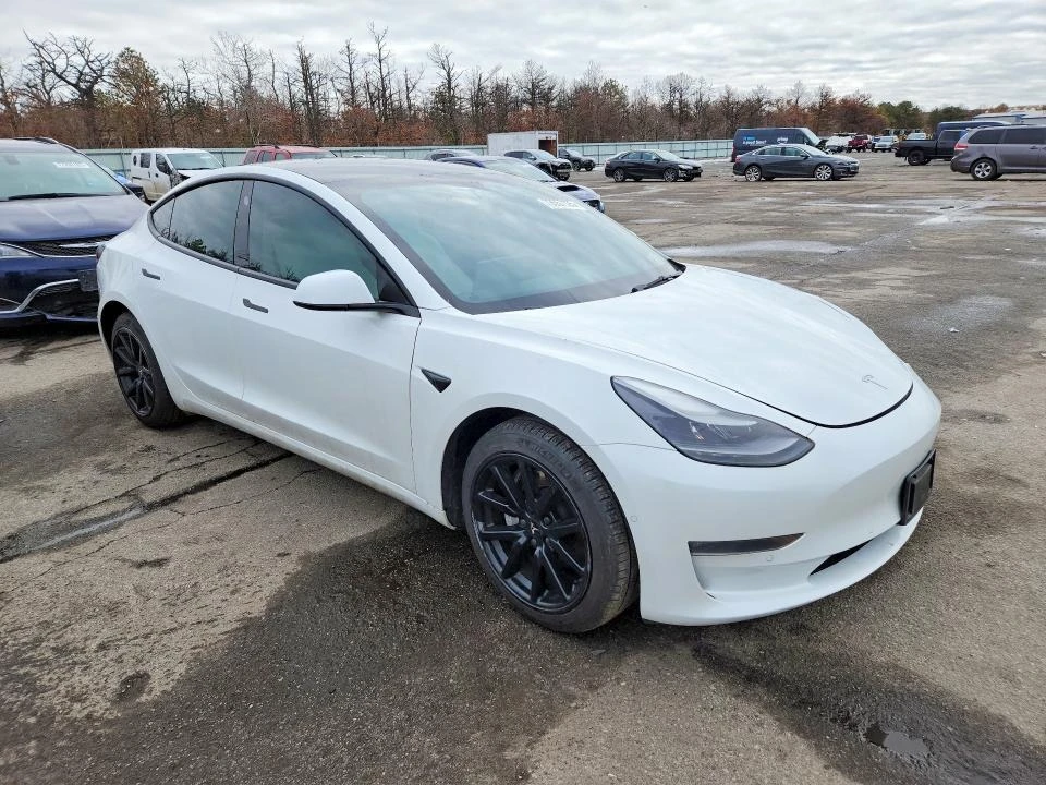 Tesla Model 3 | Mobile.bg � ����������� 4