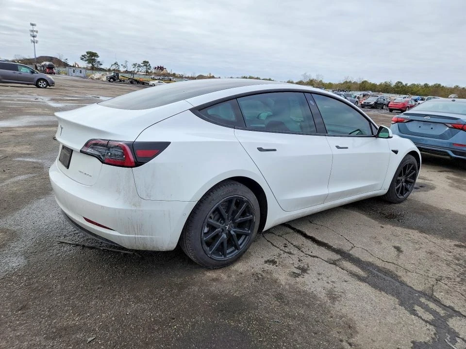 Tesla Model 3 | Mobile.bg � ����������� 3