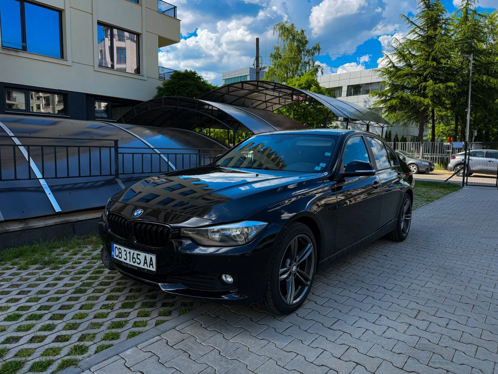 BMW 316 Сменени вериги/Кожа/CarPlay