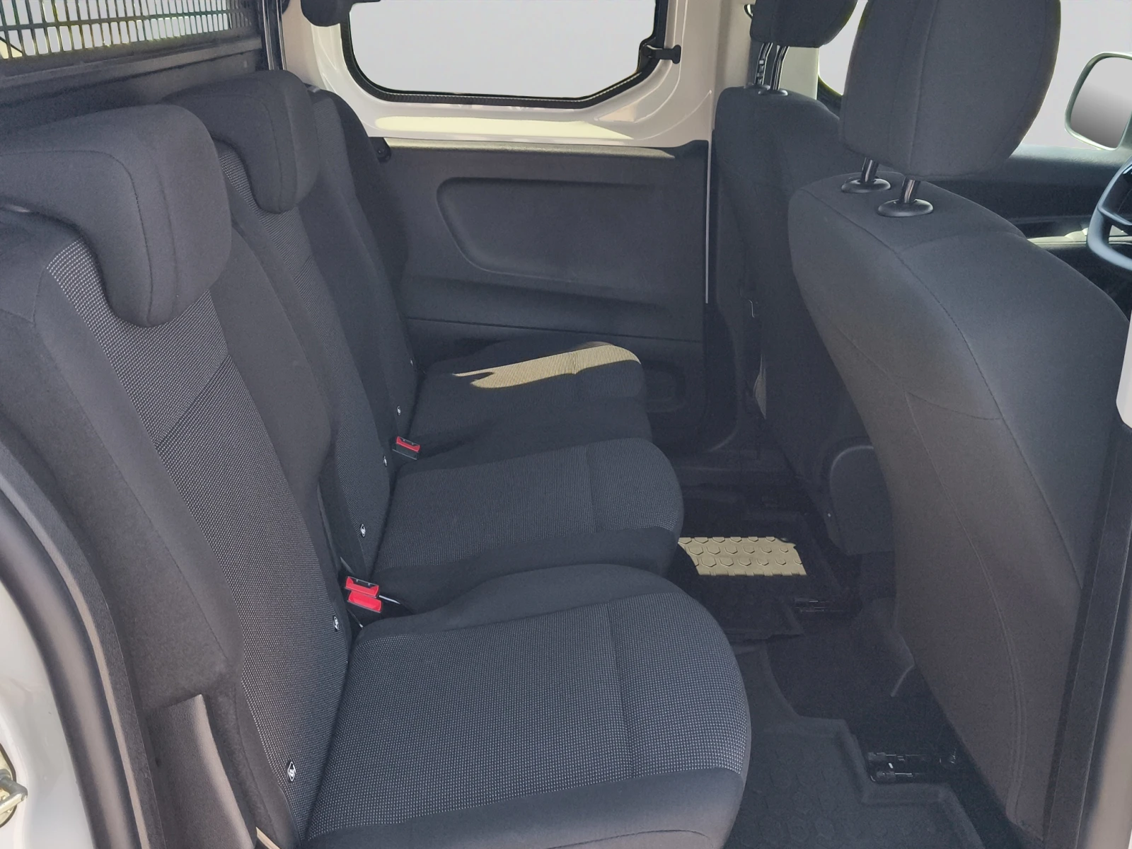 Citroen Berlingo Live Pack 1.5 BlueHDI 102 BVM6 S&S E6.4 N1//2409R0, снимка 12 - Автомобили и джипове - 54792748