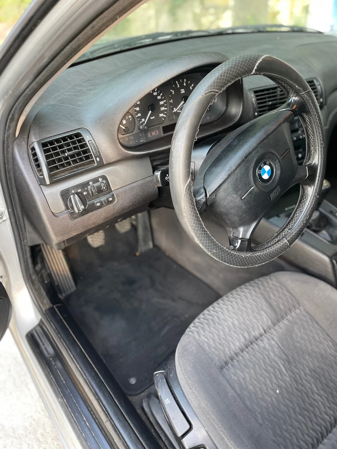 BMW 316 Unikat, снимка 2 - Автомобили и джипове - 55347522