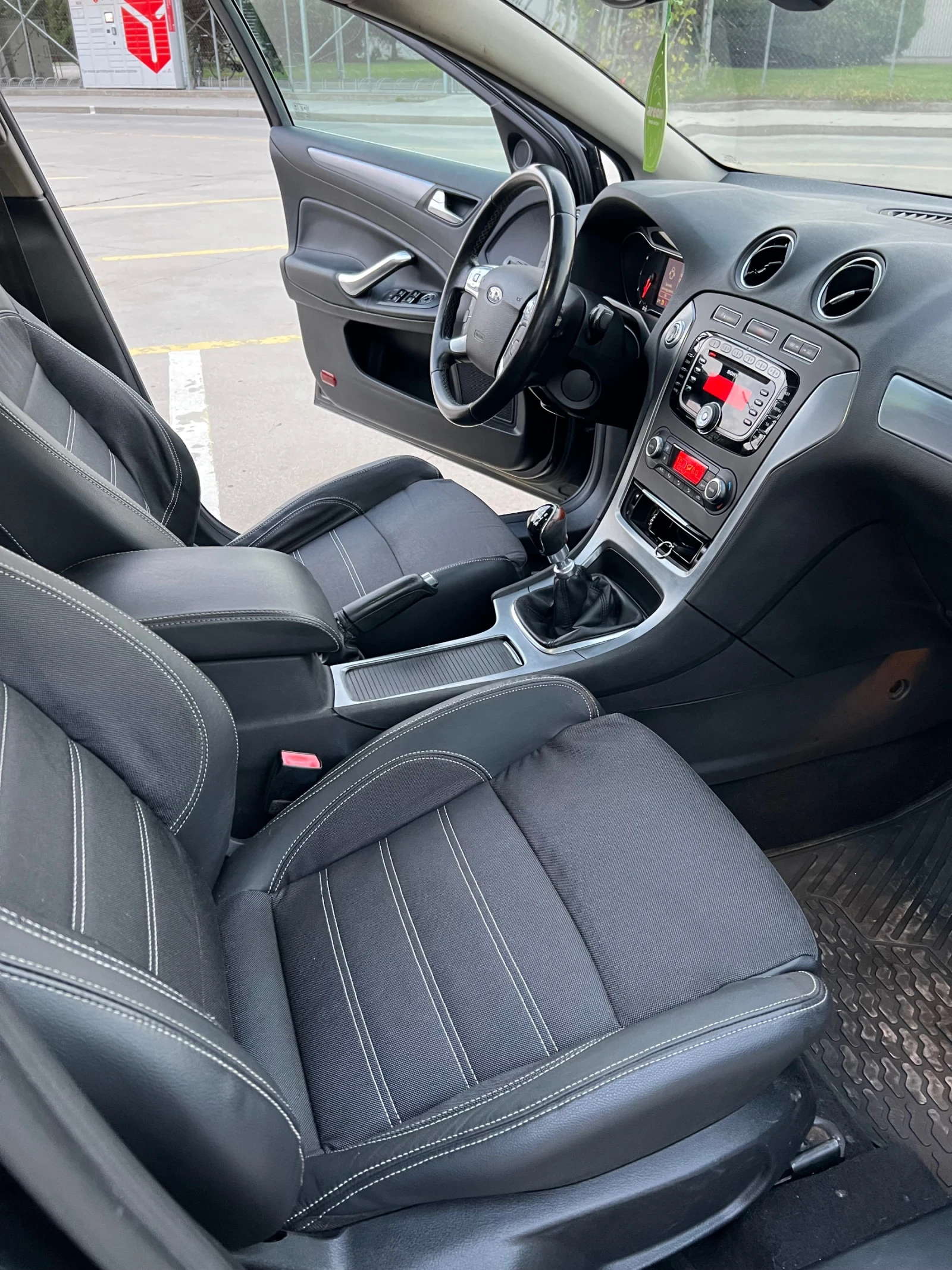 Ford Mondeo, снимка 9 - Автомобили и джипове - 55638008