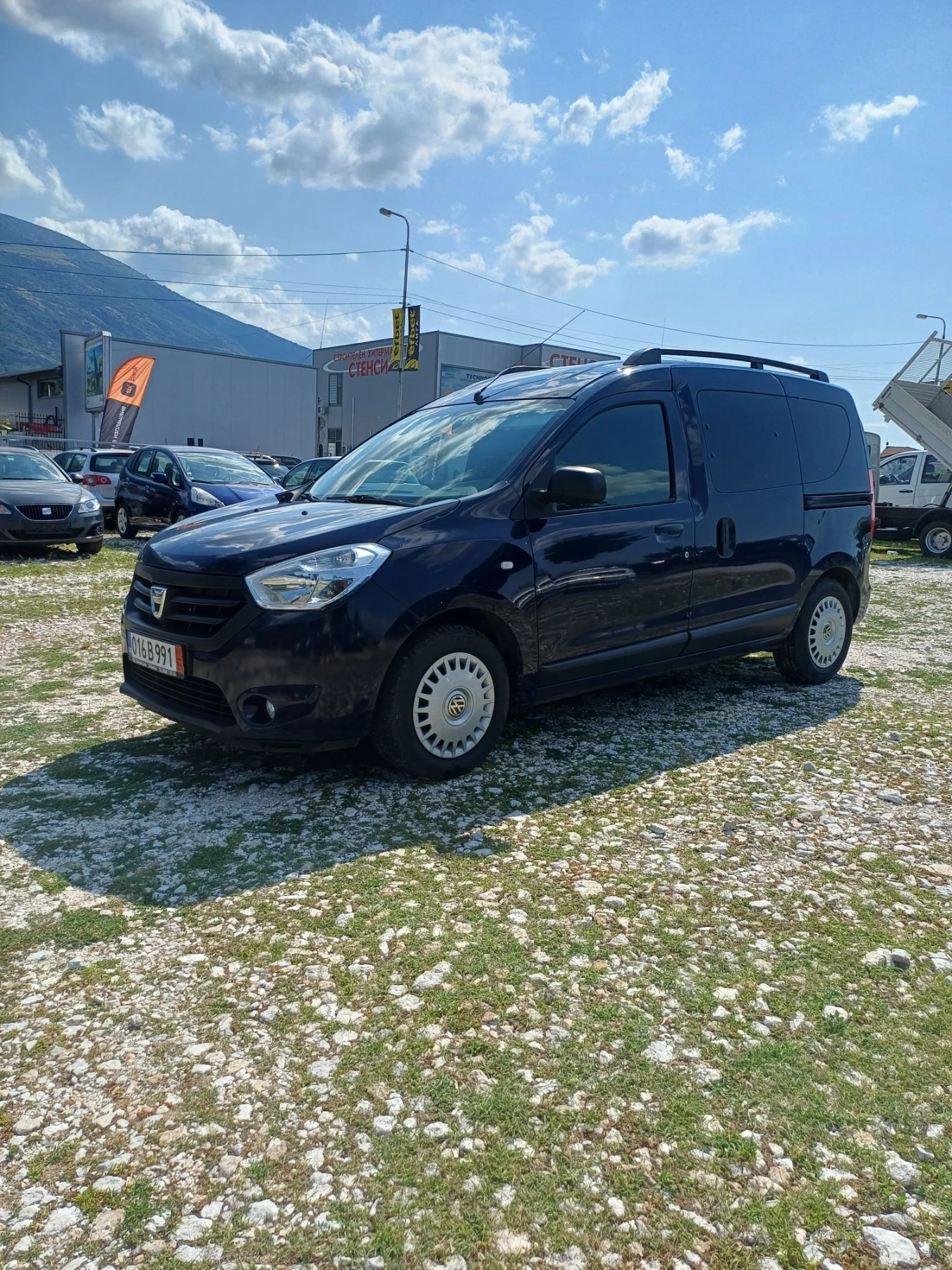 Dacia Dokker 1.6 LPG 102 Klima, снимка 3 - Автомобили и джипове - 55645642