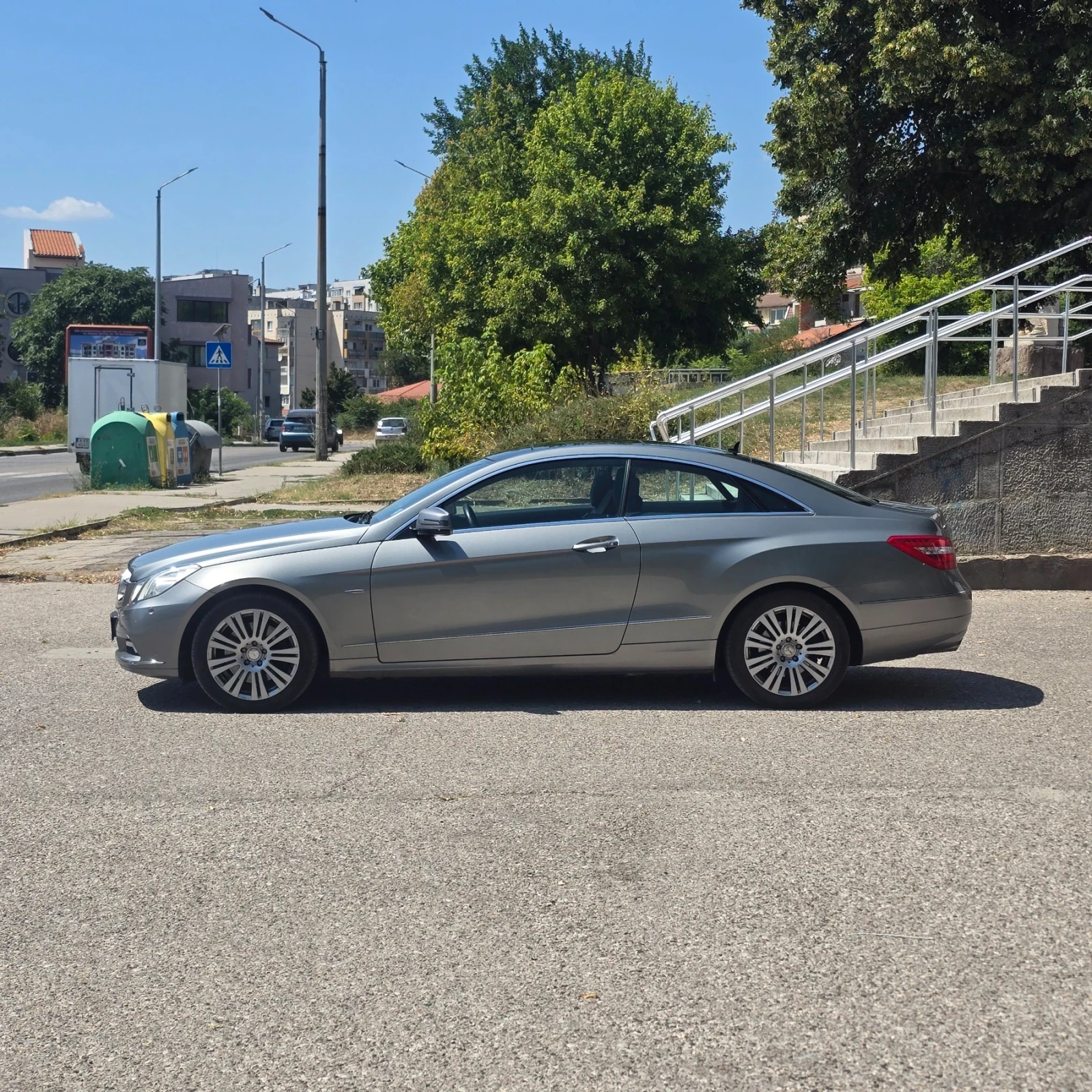 Mercedes-Benz E 350 Реални километри, снимка 3 - Автомобили и джипове - 55771260