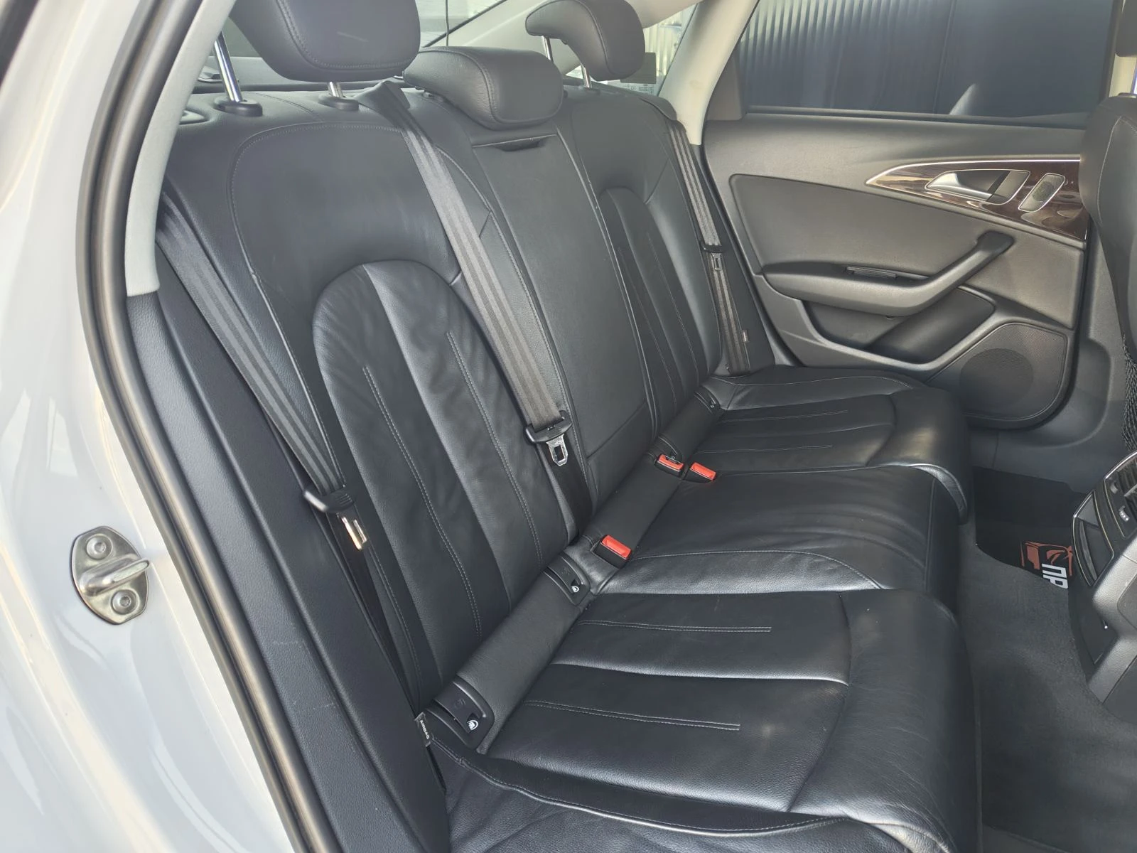 Audi A6 3.0 TDI Quattro - РЕАЛНИ КИЛОМЕТРИ, снимка 11 - Автомобили и джипове - 55985884