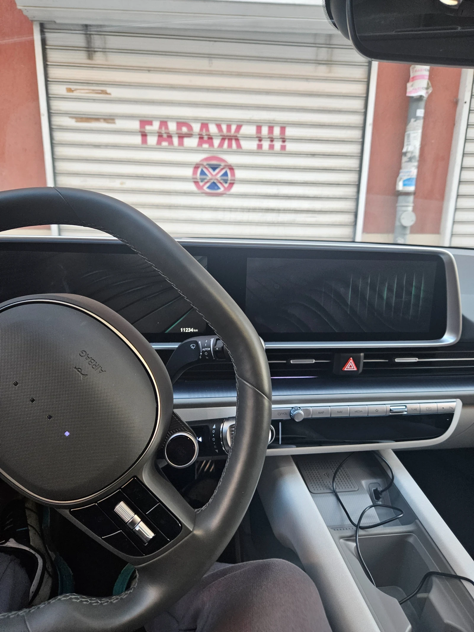 Hyundai Ioniq 6, снимка 8 - Автомобили и джипове - 55990259