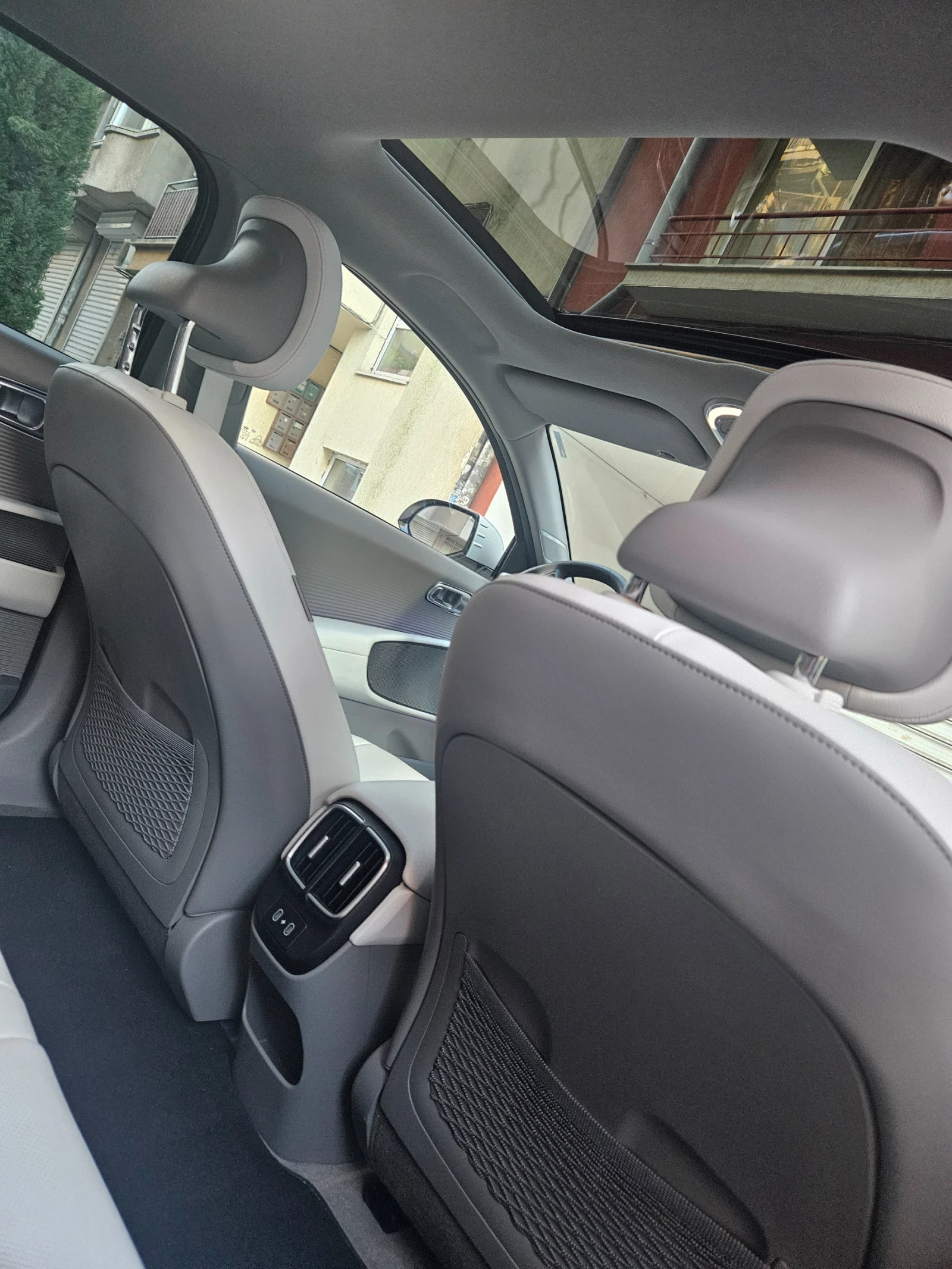 Hyundai Ioniq 6, снимка 7 - Автомобили и джипове - 55990259