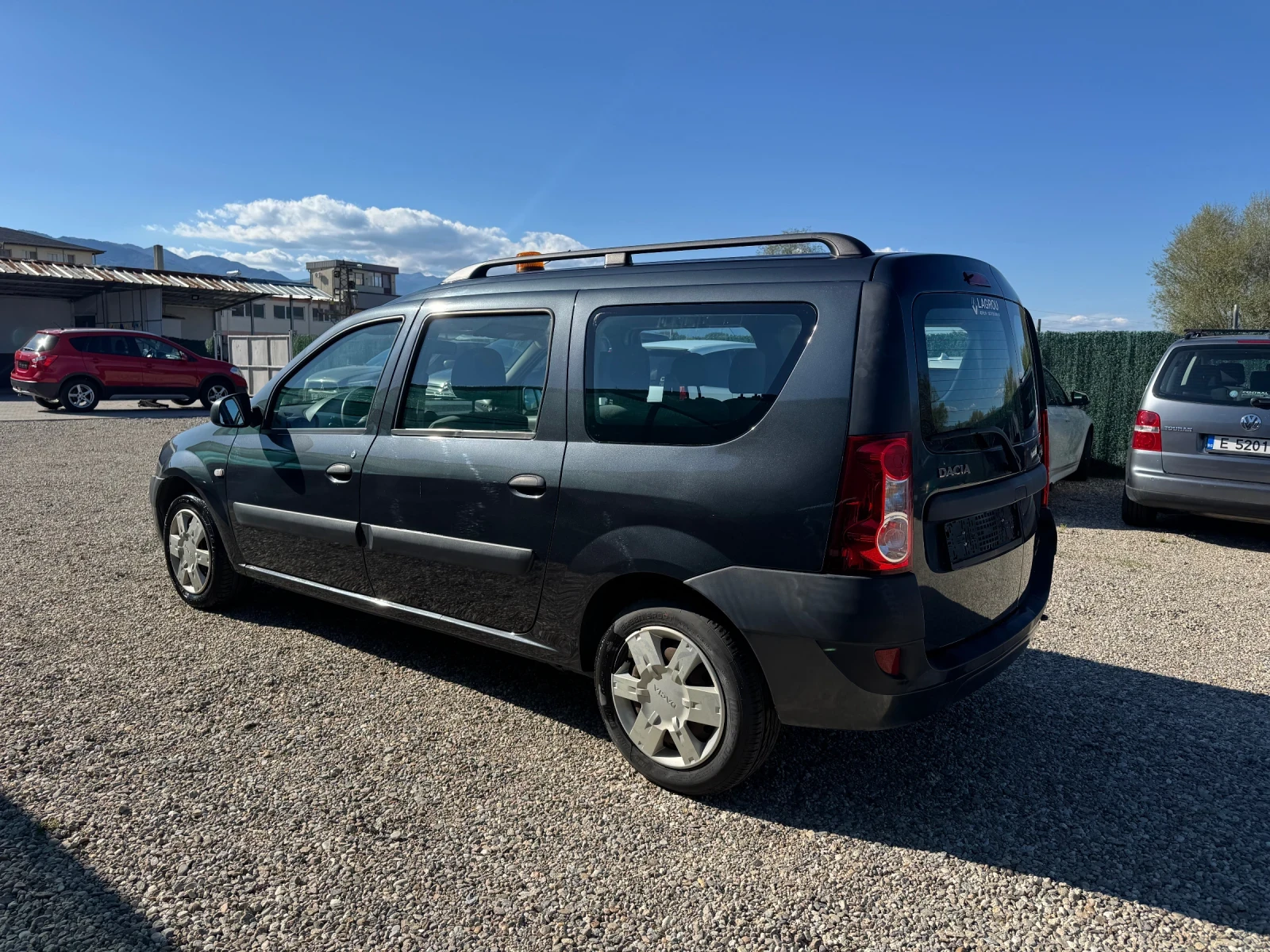 Dacia Logan 1.6 GPL, снимка 4 - Автомобили и джипове - 56081526
