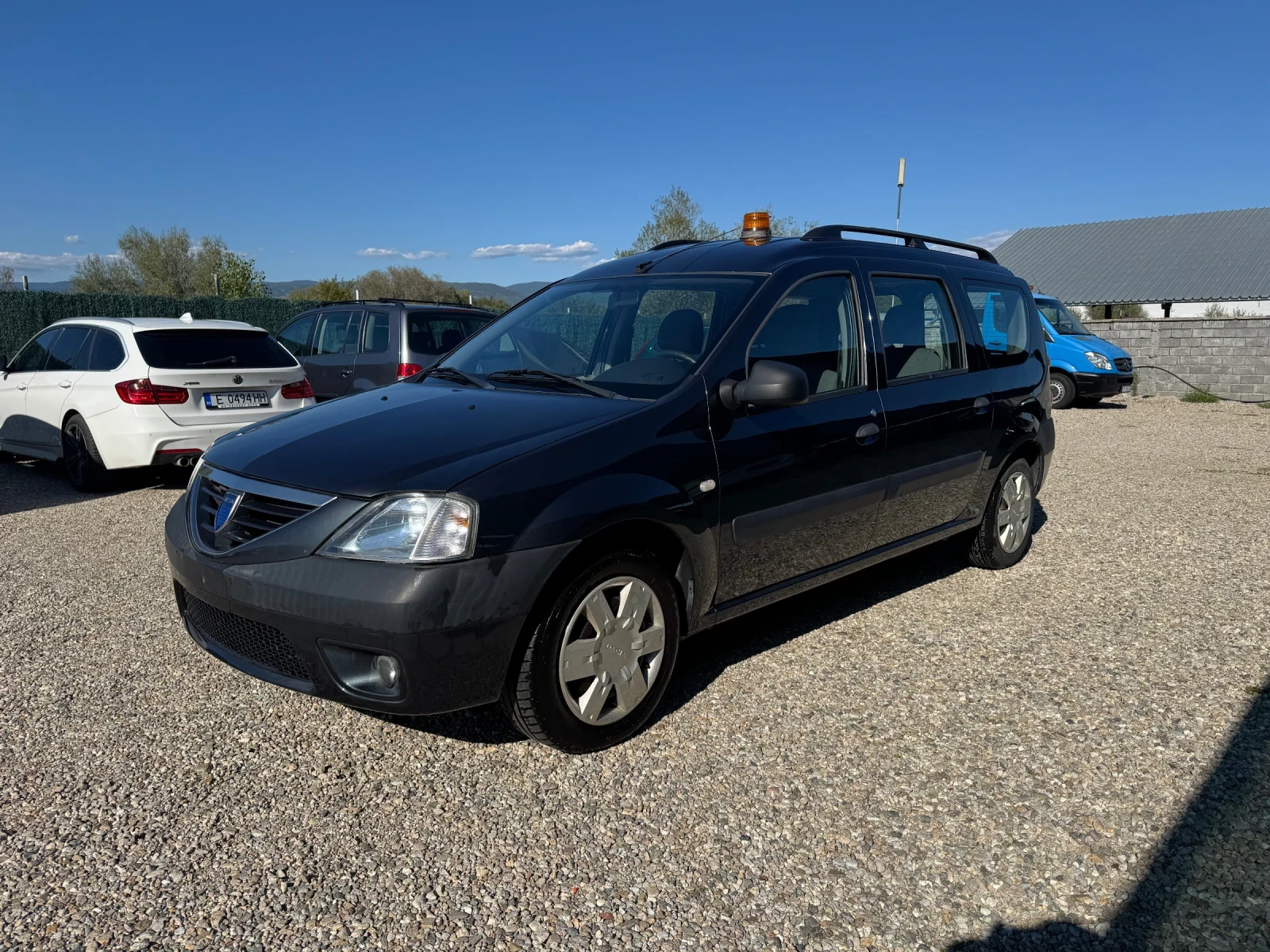 Dacia Logan 1.6 GPL, снимка 2 - Автомобили и джипове - 56081526