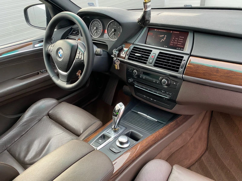 BMW X5 3.0 D TOP, снимка 13 - Автомобили и джипове - 39786617