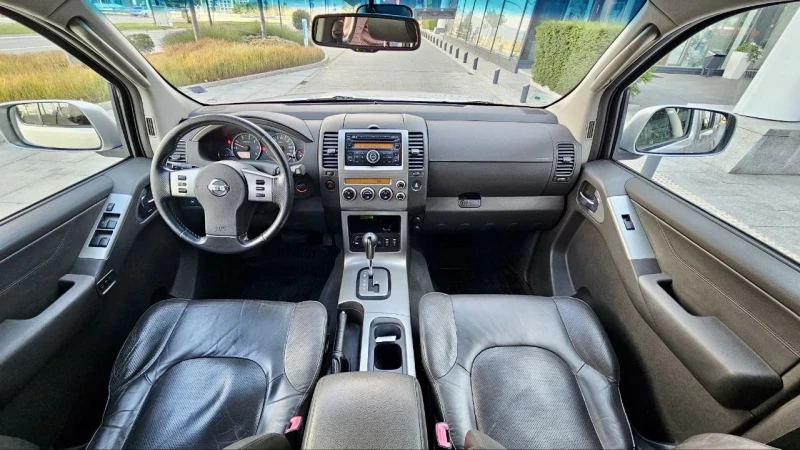 Nissan Pathfinder, снимка 9 - Автомобили и джипове - 49057791