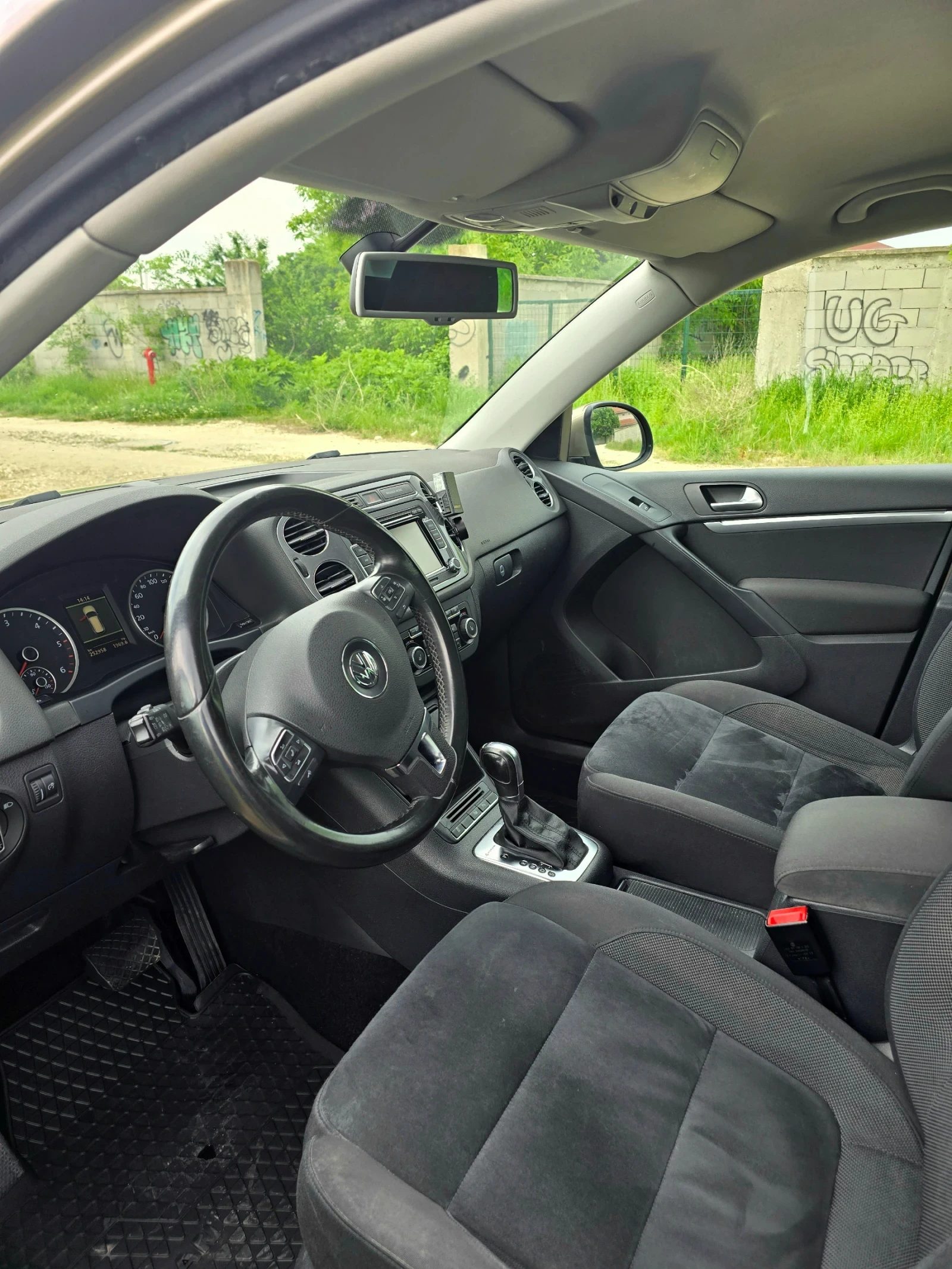VW Tiguan 2.0 TDI, 4 MOTION, 140 к.с - изображение 8