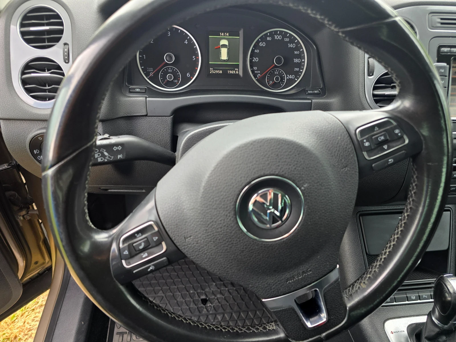 VW Tiguan 2.0 TDI, 4 MOTION, 140 к.с - изображение 9