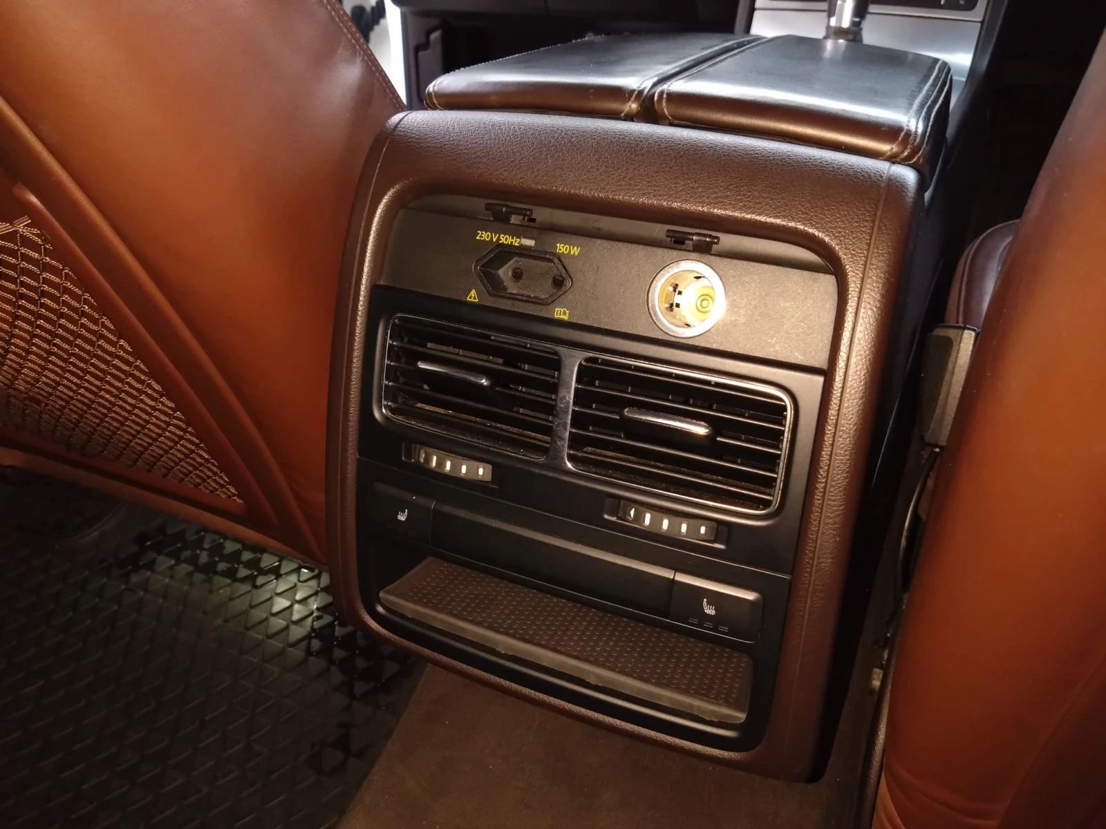 VW Touareg  - изображение 9