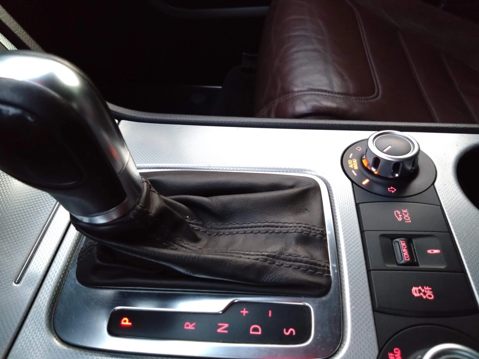 VW Touareg  | Mobile.bg   14