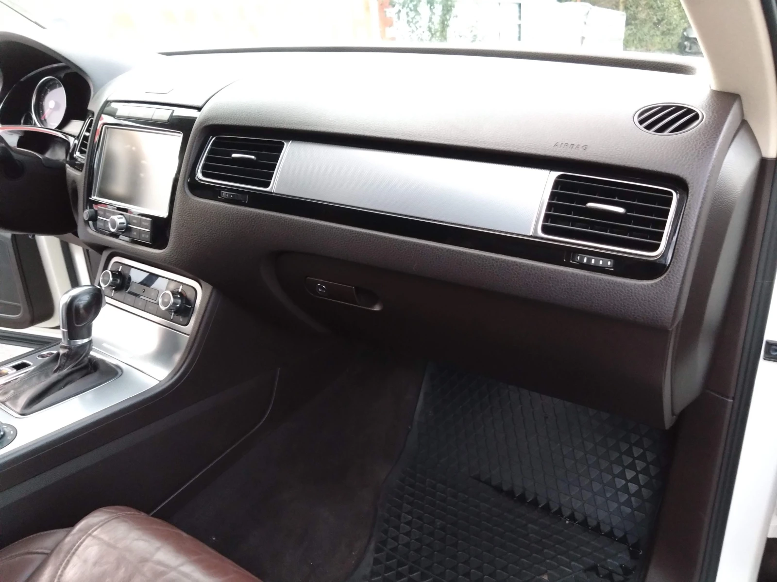 VW Touareg  - изображение 10