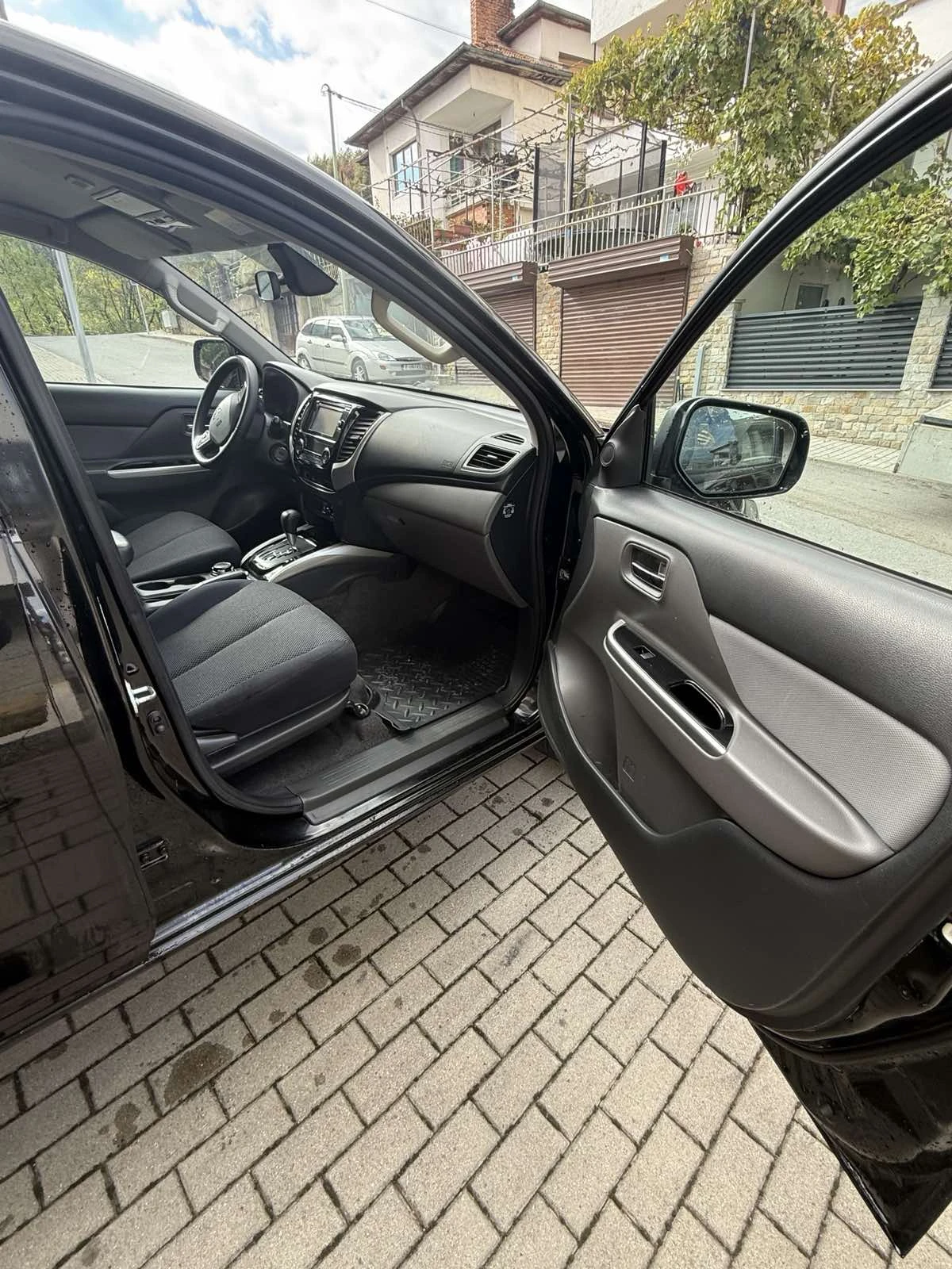 Mitsubishi L200 .... ...181..   | Mobile.bg   12