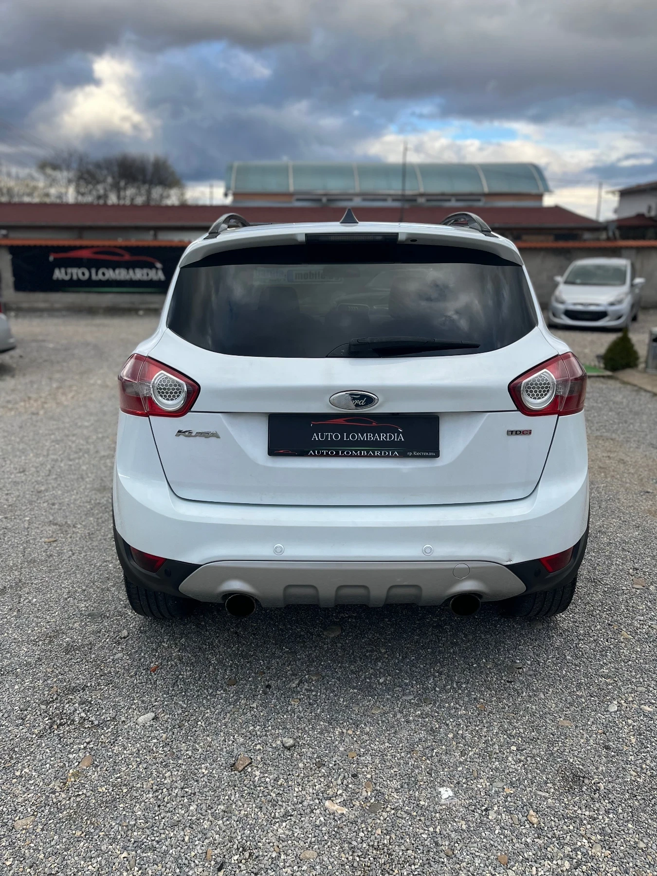 Ford Kuga 2.0 4х4, снимка 7 - Автомобили и джипове - 54089870