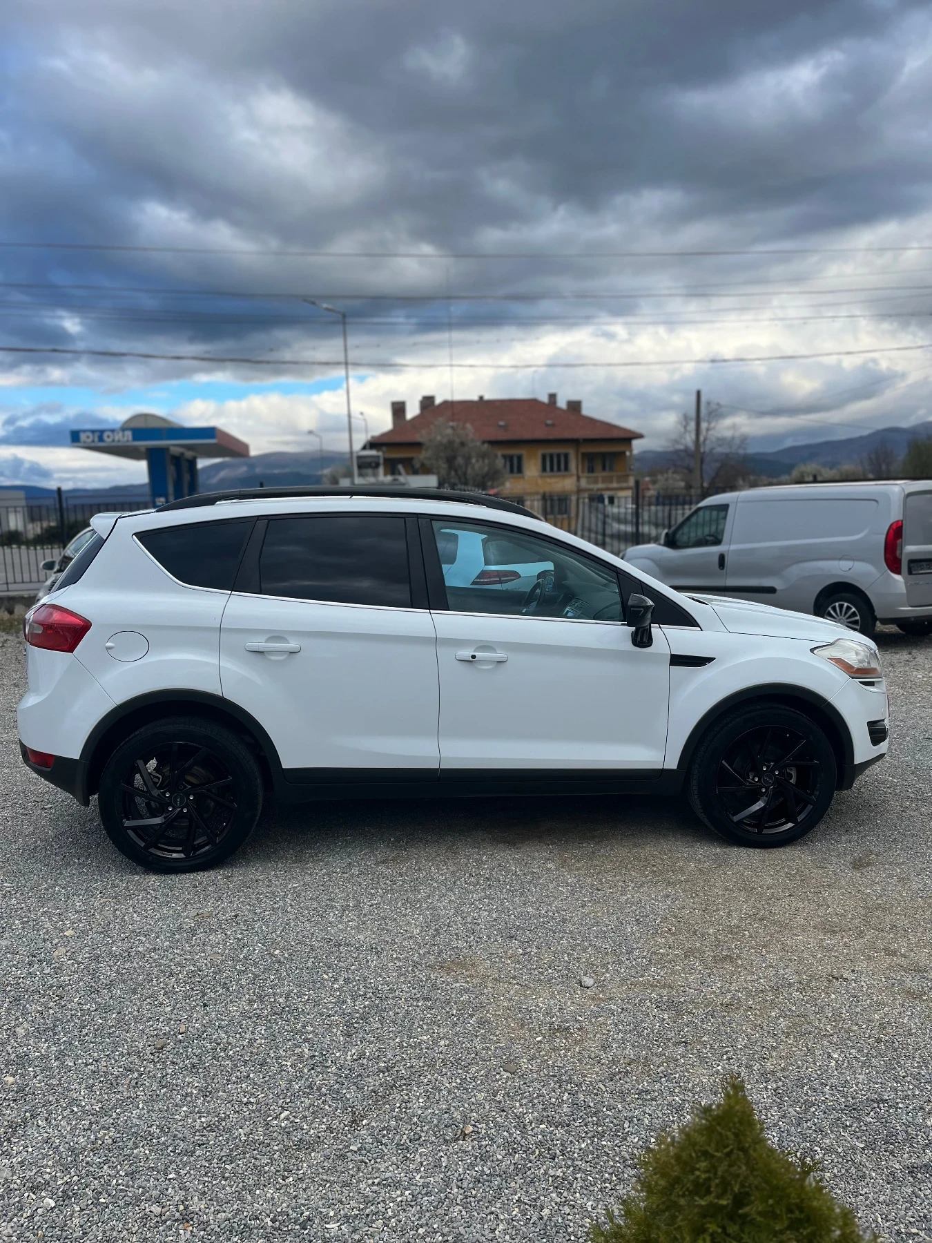 Ford Kuga 2.0 4х4, снимка 5 - Автомобили и джипове - 54089870