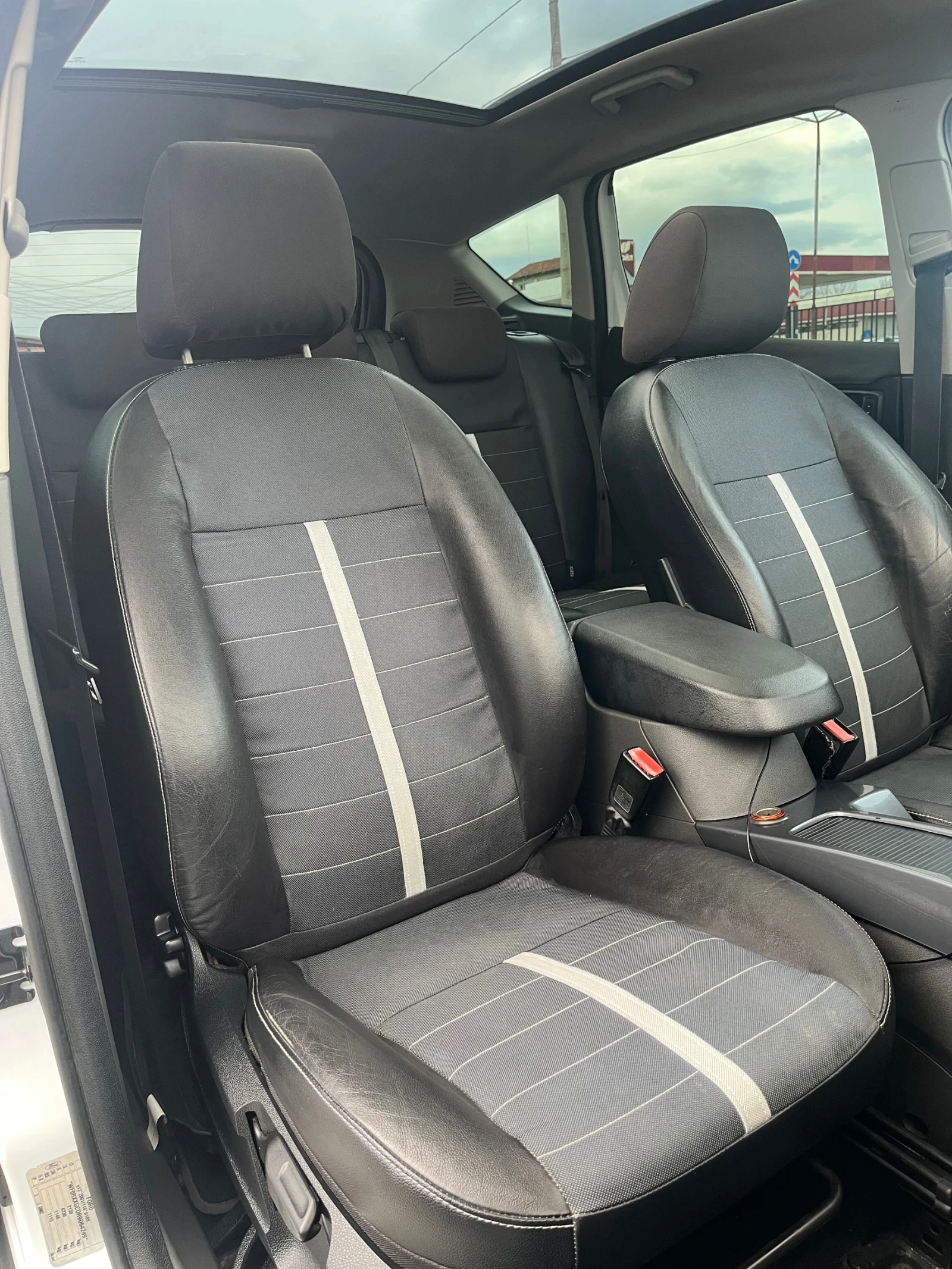 Ford Kuga 2.0 4х4, снимка 12 - Автомобили и джипове - 54089870