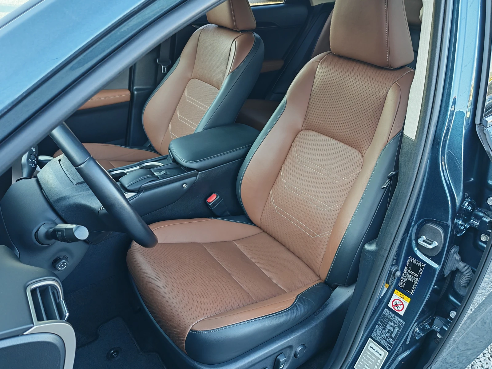 Lexus NX 300h TRIPLE-BEAM LED/�������/���������/������/160000��. | Mobile.bg � ����������� 11