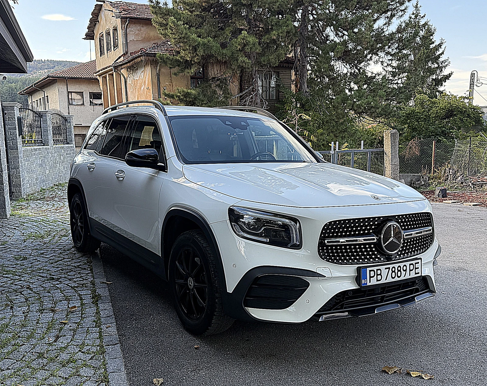 Mercedes-Benz GLB 200 4x4 КОЖА Топ