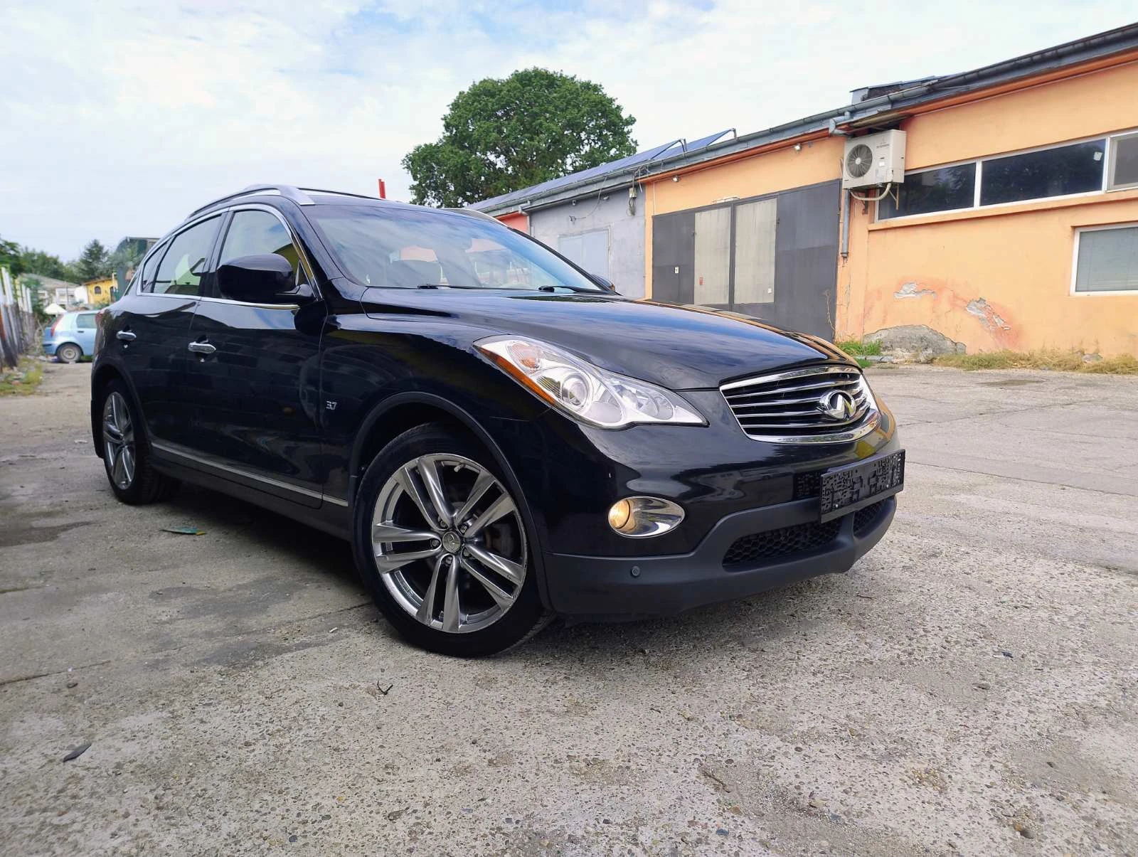 Infiniti QX50 3.7 AWD, снимка 4 - Автомобили и джипове - 55920559
