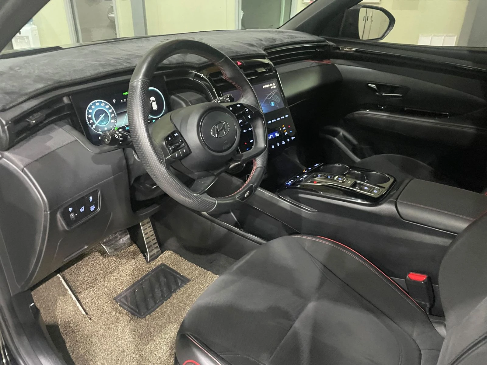 Hyundai Tucson 2WD ! N Line ! Inspiration !, снимка 8 - Автомобили и джипове - 55914523