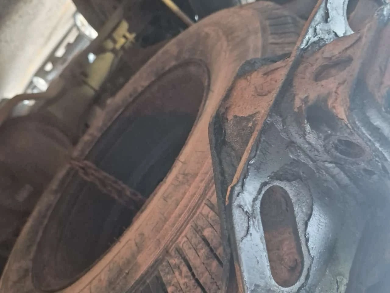 Toyota Tundra * SR5 Plus* ПОДГРЕВ * Crew Cab Short Bed* , снимка 15 - Автомобили и джипове - 56252510