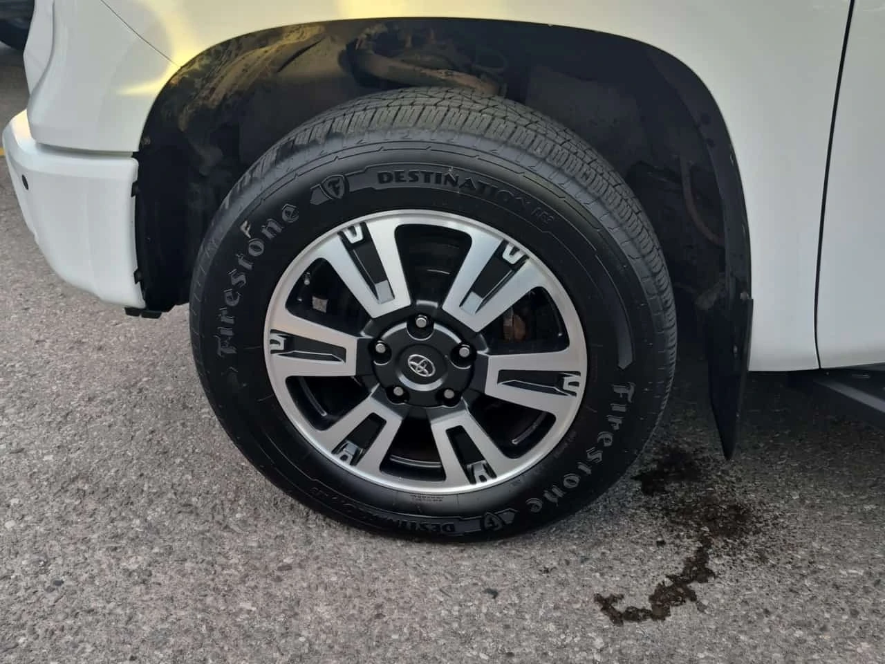 Toyota Tundra * SR5 Plus* ПОДГРЕВ * Crew Cab Short Bed* , снимка 5 - Автомобили и джипове - 56252510