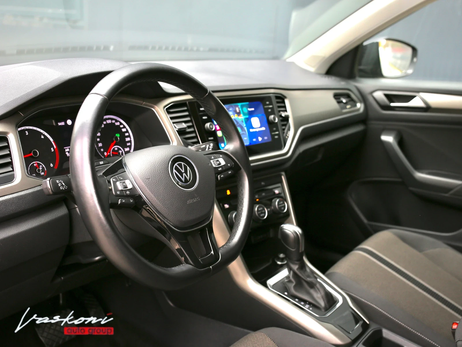 VW T-Roc 2.0 TDI CAMERA, снимка 6 - Автомобили и джипове - 56659020
