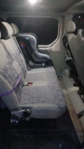 Opel Vivaro, снимка 11