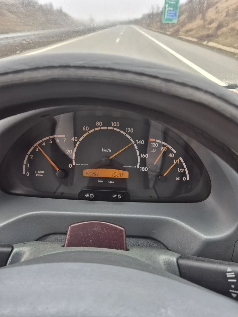 Mercedes-Benz Sprinter 211 Товарен, снимка 10 - Бусове и автобуси - 53262506