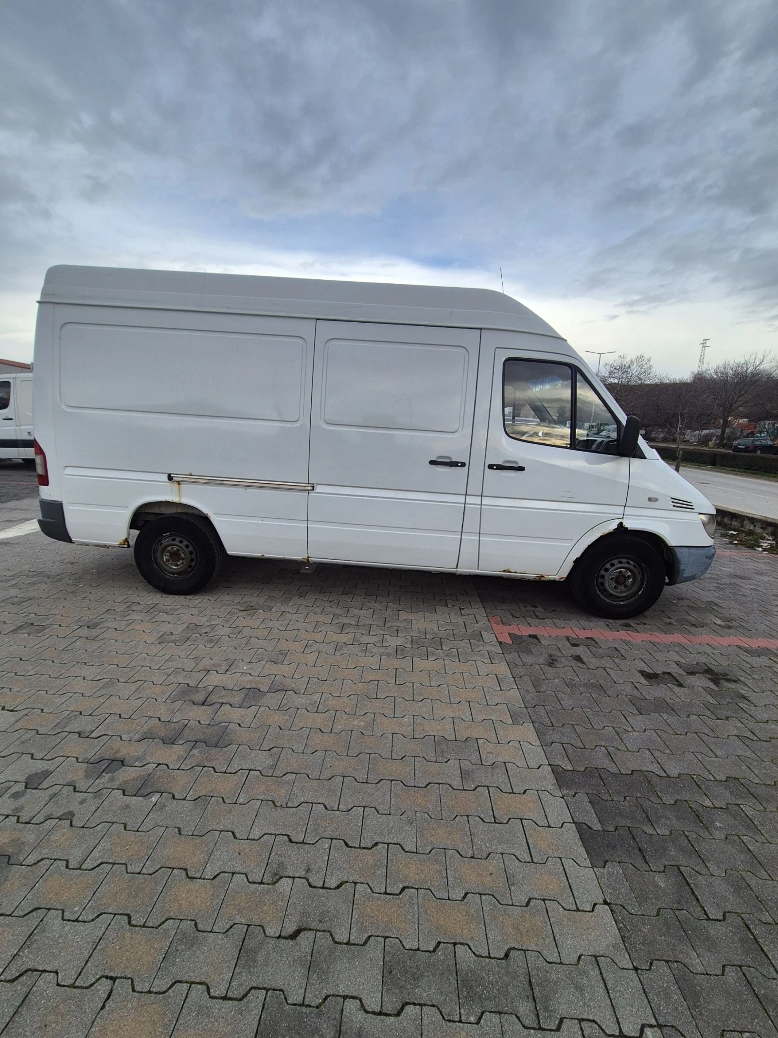 Mercedes-Benz Sprinter 211 Товарен - изображение 5