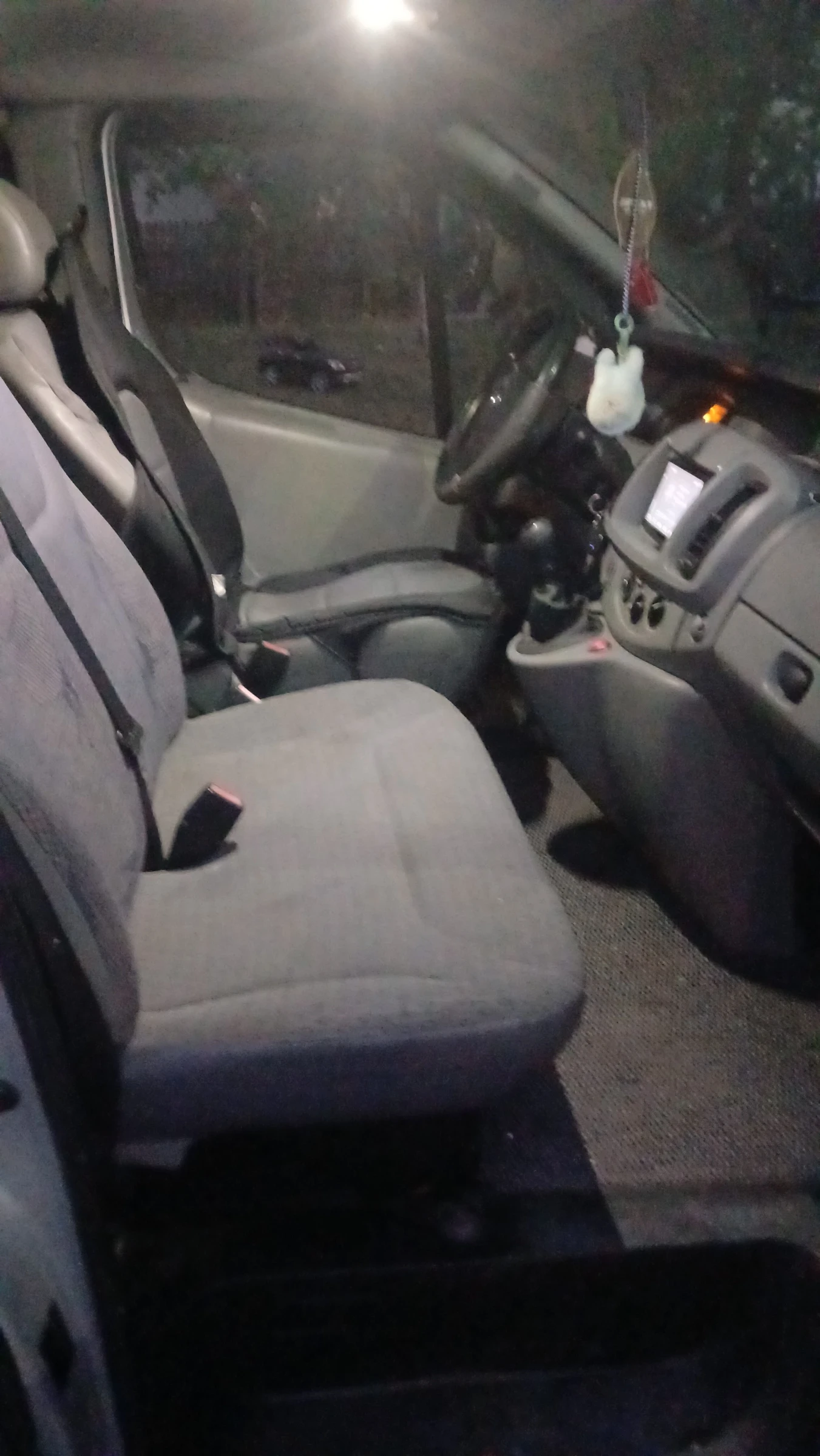 Opel Vivaro, снимка 12 - Бусове и автобуси - 55767191