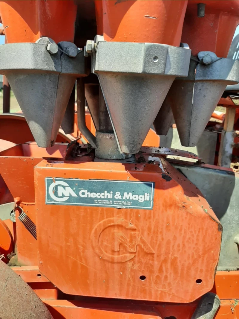 Сеялка Друга марка, снимка 4 - Селскостопанска техника - 52897083