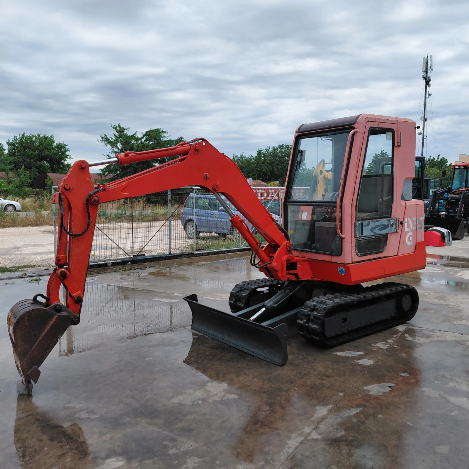 Багер Hitachi IHI IS-25G * НА 1100 ЧАСА * ТОП СЪСТОЯНИЕ * 