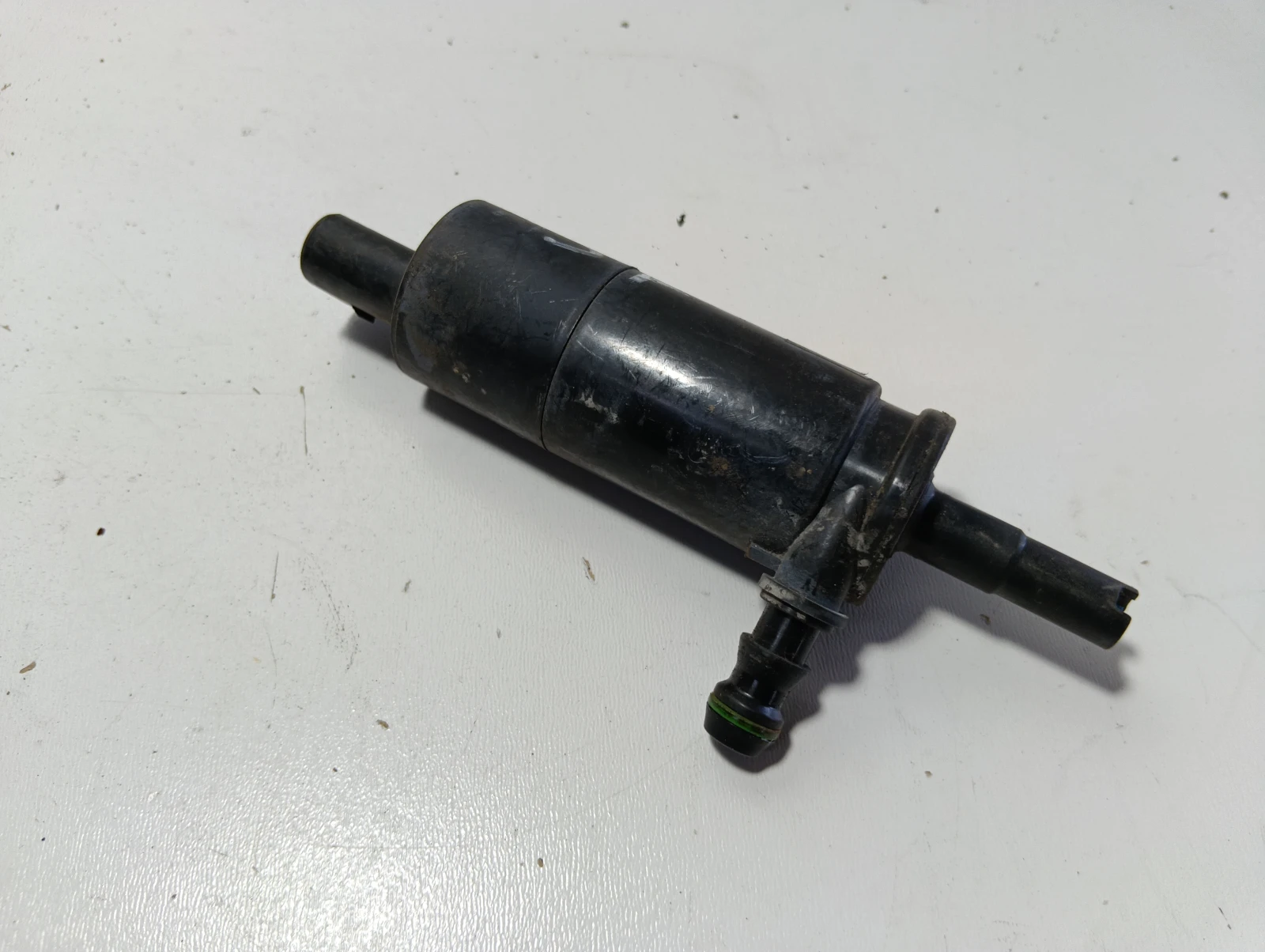помпа казанче чистачки 3B7955681 Audi A3