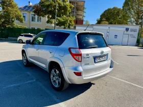 Toyota Rav4 2.2D 4x4 Автоматик, снимка 7