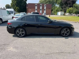Alfa Romeo Giulia  AWD | DISTRONIC | КОЖА | ДВА КЛЮЧА , снимка 4