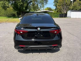Alfa Romeo Giulia  AWD | DISTRONIC | КОЖА | ДВА КЛЮЧА , снимка 5