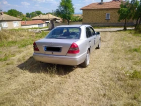 Mercedes-Benz C 200, снимка 4