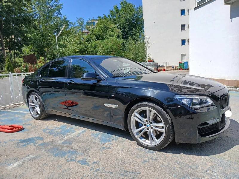 BMW 740 740 D M Packet shadow line, снимка 2 - Автомобили и джипове - 46698457