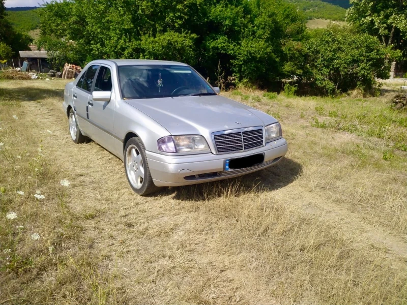 Mercedes-Benz C 200, снимка 1 - Автомобили и джипове - 46946475