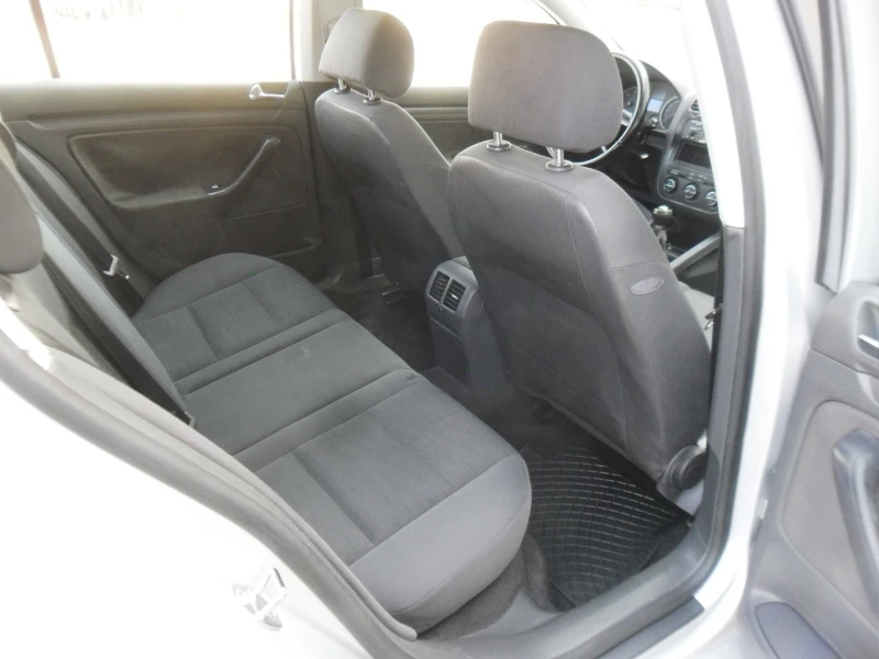 VW Golf 1, 9-TDI-KLIMATRONIK-ITALY, снимка 11 - Автомобили и джипове - 49920747