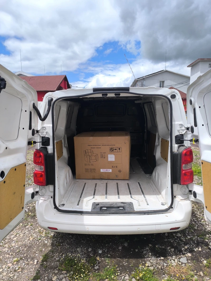 Toyota Proace City, снимка 9 - Автомобили и джипове - 52621411