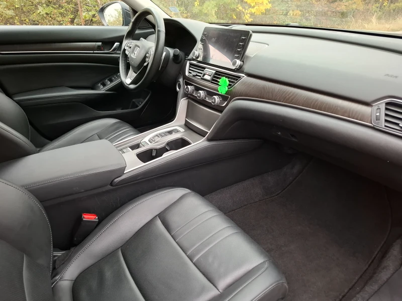 Honda Accord 2.0T Touring Facelift - регистрирана, снимка 12 - Автомобили и джипове - 51394280