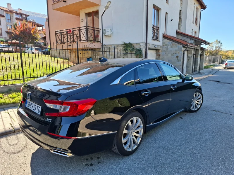 Honda Accord 2.0T Touring Facelift - регистрирана, снимка 6 - Автомобили и джипове - 51394280
