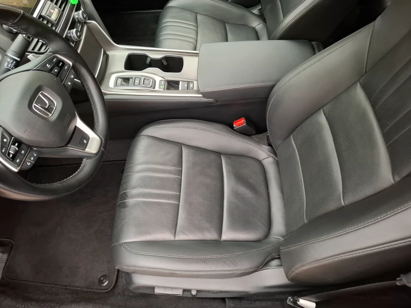 Honda Accord 2.0T Touring Facelift - регистрирана, снимка 10 - Автомобили и джипове - 51394280